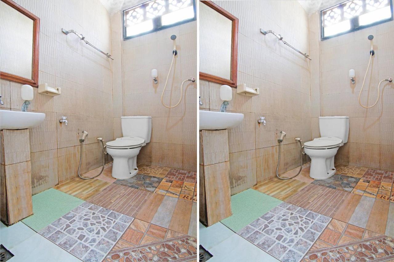 Oyo 91510 Homestay Utama Syariah Pekanbaru Extérieur photo