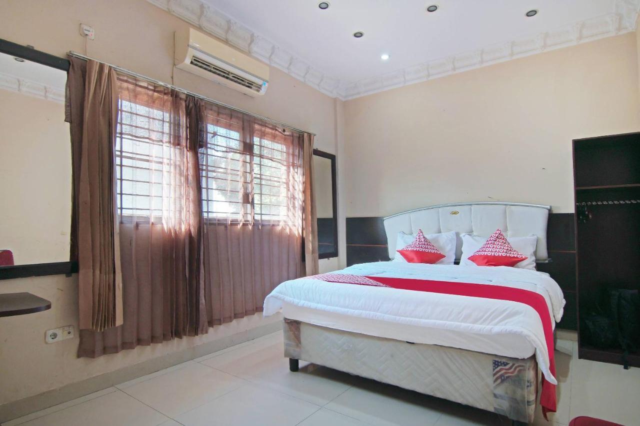 Oyo 91510 Homestay Utama Syariah Pekanbaru Extérieur photo