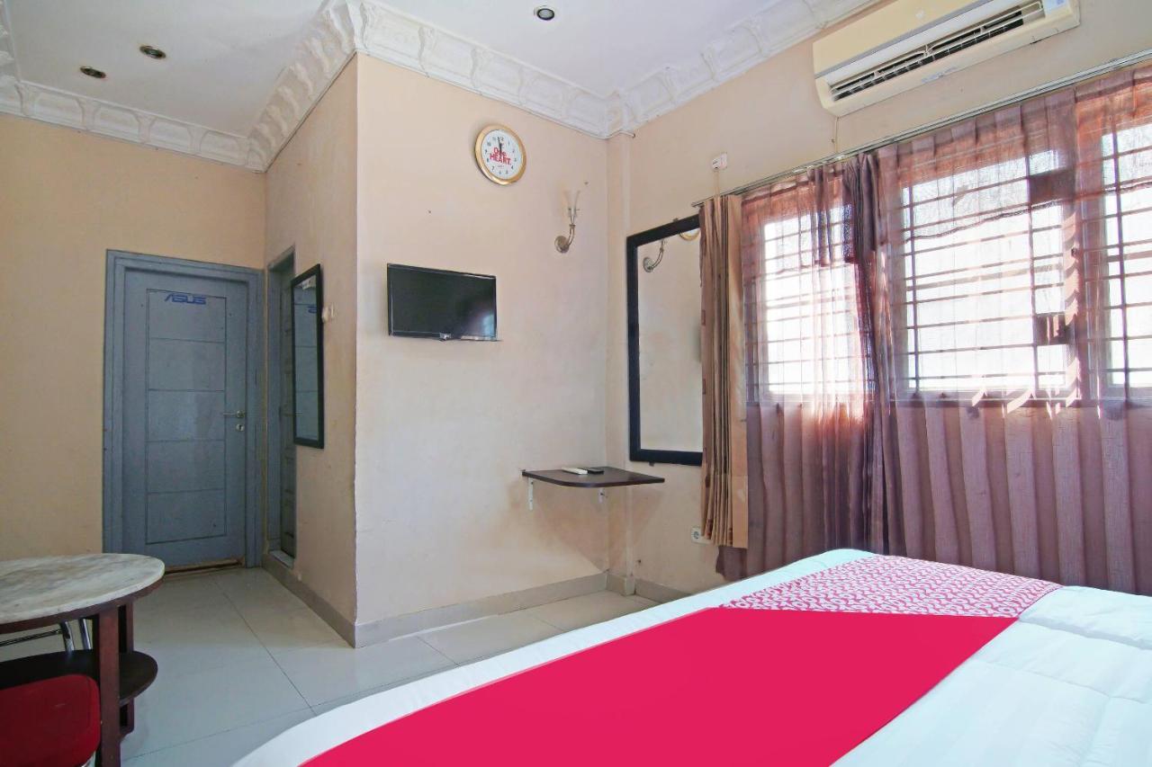 Oyo 91510 Homestay Utama Syariah Pekanbaru Extérieur photo