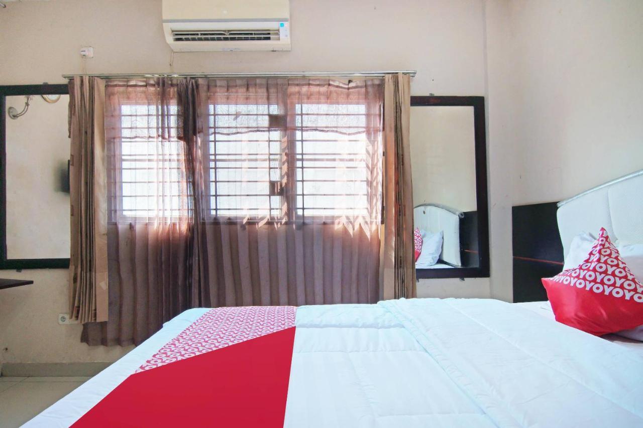 Oyo 91510 Homestay Utama Syariah Pekanbaru Extérieur photo